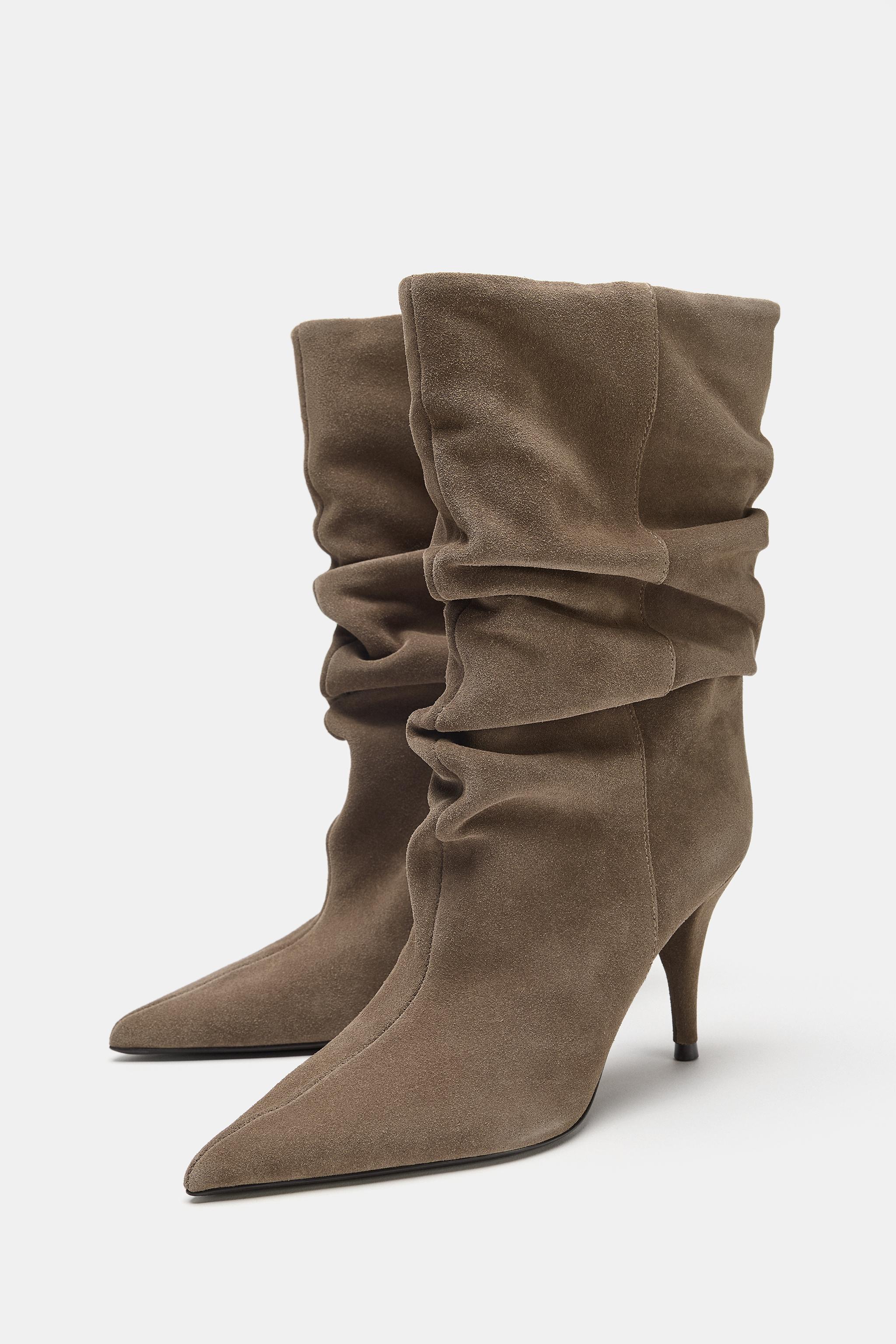 BOTTES À TALONS FRONCÉES EN CROÛTE DE CUIR